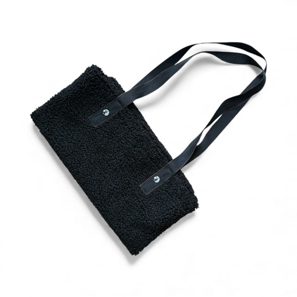 Rag & Bone Addison Sherpa Tote Bag Black - Picture 4 of 5